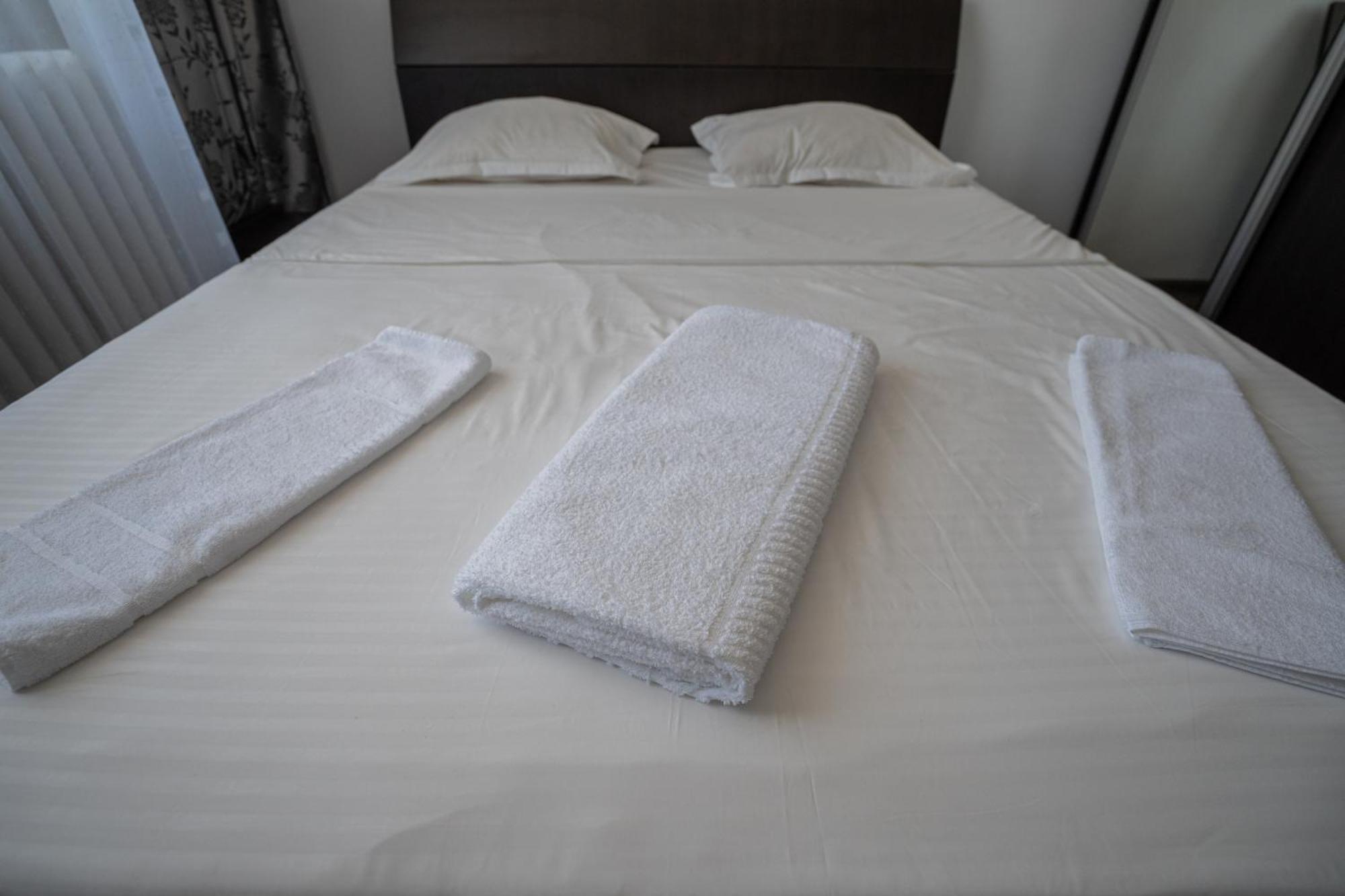 Apartament M & S Bucarest Extérieur photo